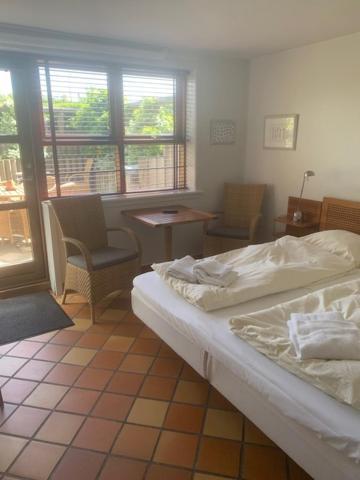 Sonderstrand Family Bed & Breakfast 3*